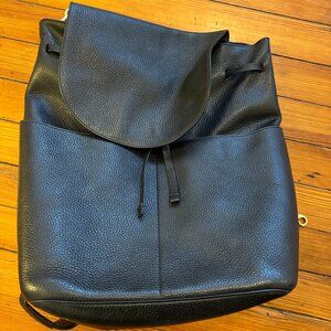Cuyana Leather Backpack - Black